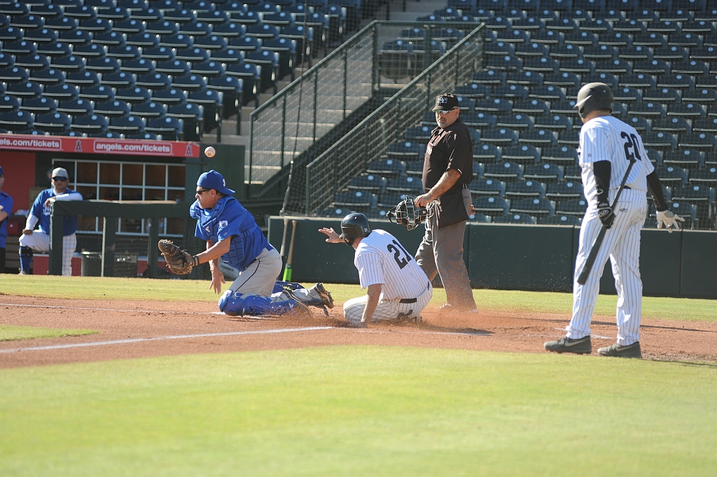 Seals_World_Series_2016 (332).JPG - (c)2010 DeVetter